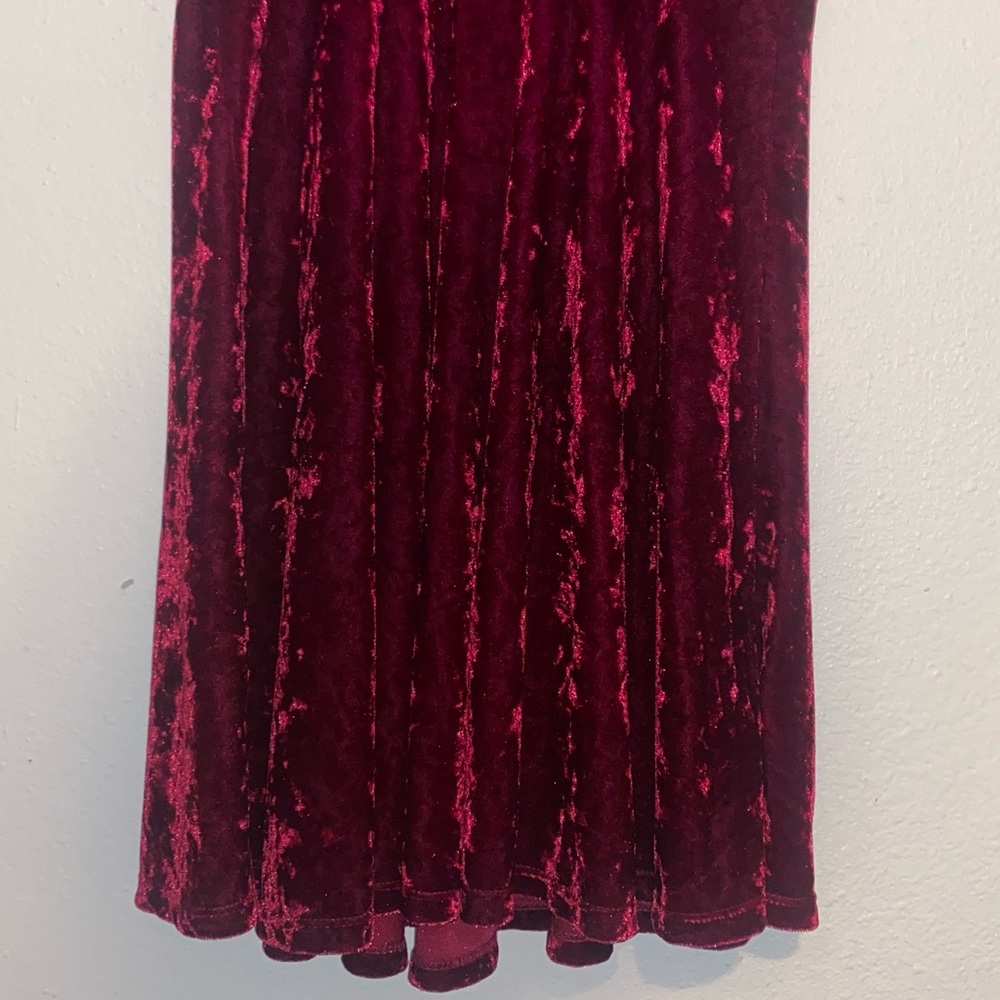 Red velvet mini dress - Picture 4 of 5